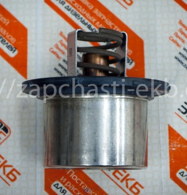 4973373 Термостат (температура открытия 82°C) Thermostat Cummins QSX15, QSM11, ISM Взаимозаменяемые номера: 4336659, 3335550, 4318197, 2882757, 4318947, 3335549